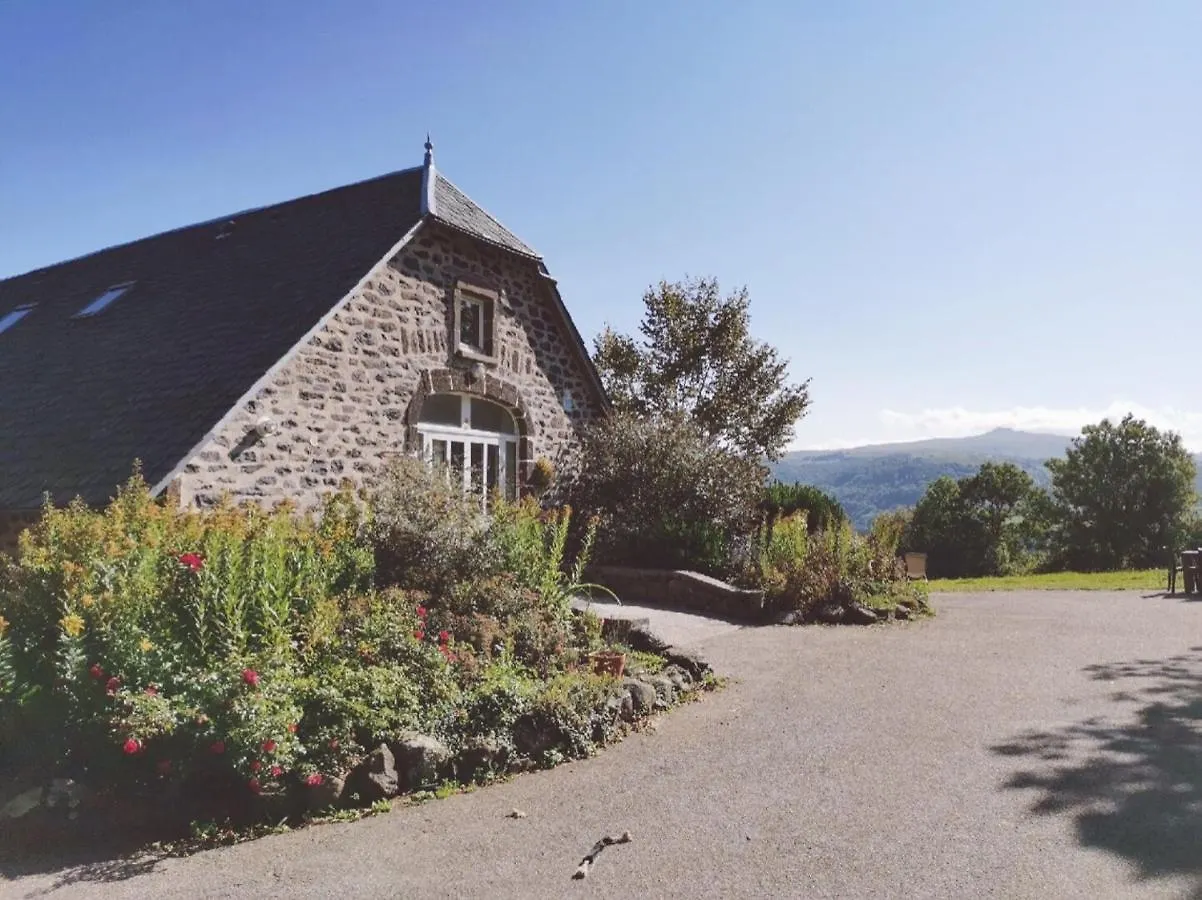 Bed & Breakfast Maison D'Hotes La Grange Salers
